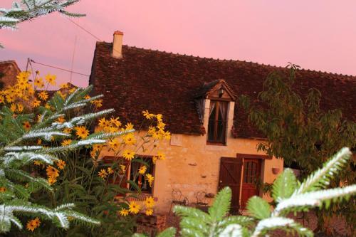 G�te � L'ombre Des Ch�nes