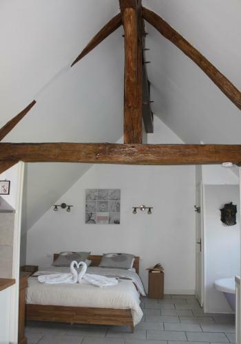 G�te � L'ombre Des Ch�nes