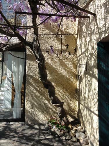Bed & Breakfast Les Montades Chambres D'h�tes