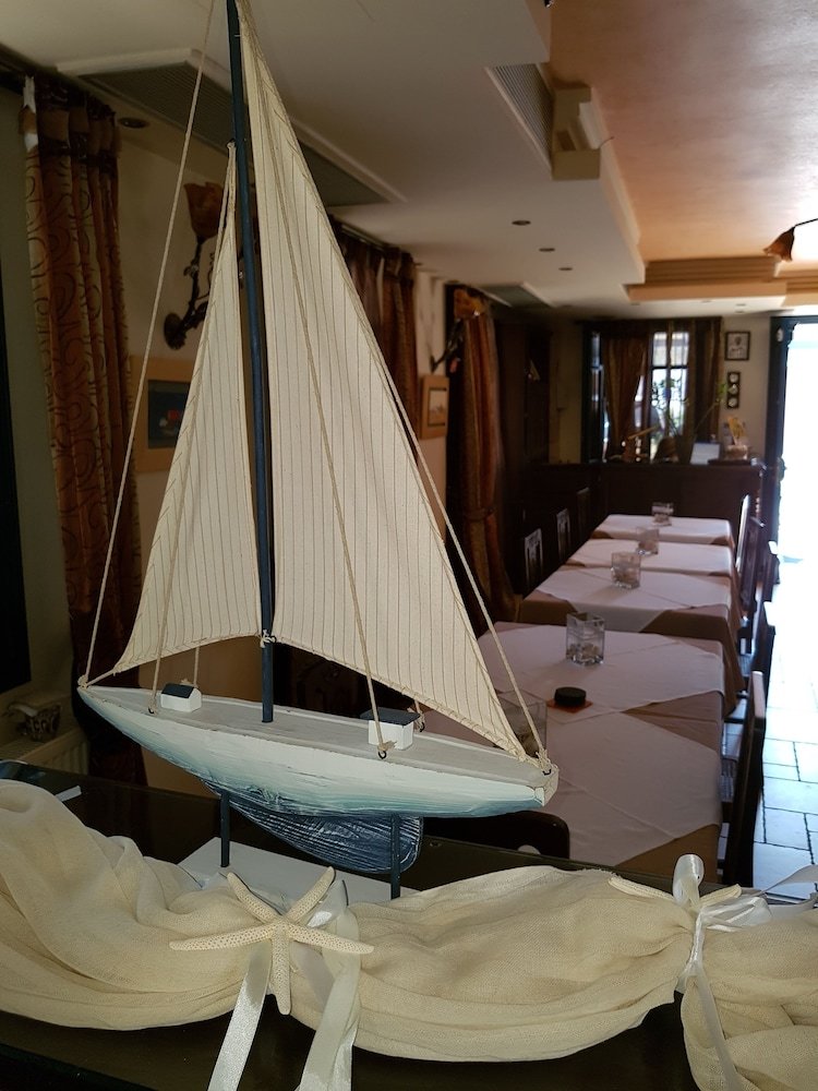 Hostal Epavlis Boutique