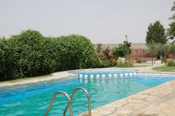 Agroturismo Cuevas La Granja
