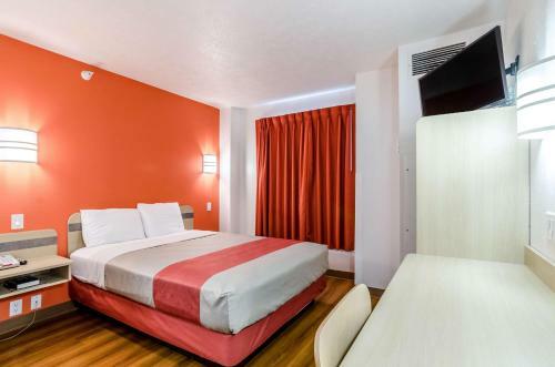 Motel 6 Kearney