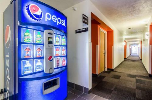 Motel 6 Kearney