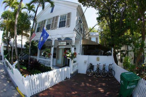 Bed & Breakfast Seascape Tropical Inn