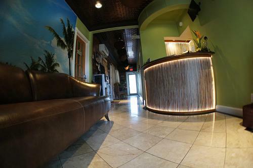 Bed & Breakfast Seascape Tropical Inn