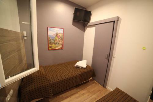 Evelia Hotels