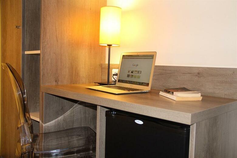 Hotel H�tel Le Seize