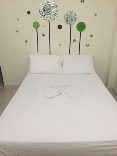 Laurel Plaza Hotel