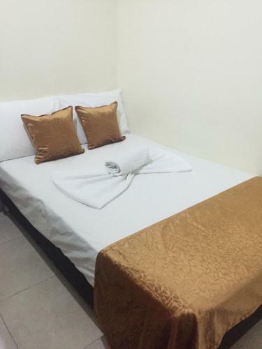 Laurel Plaza Hotel