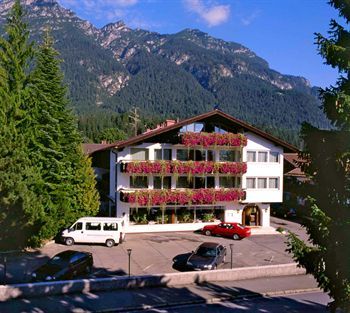 Hotel Rheinischer Hof