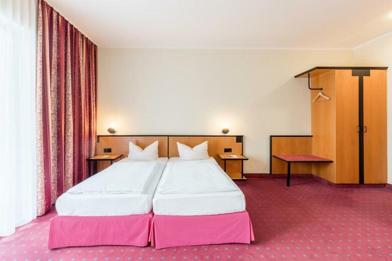 Hotel Azimut Dresden