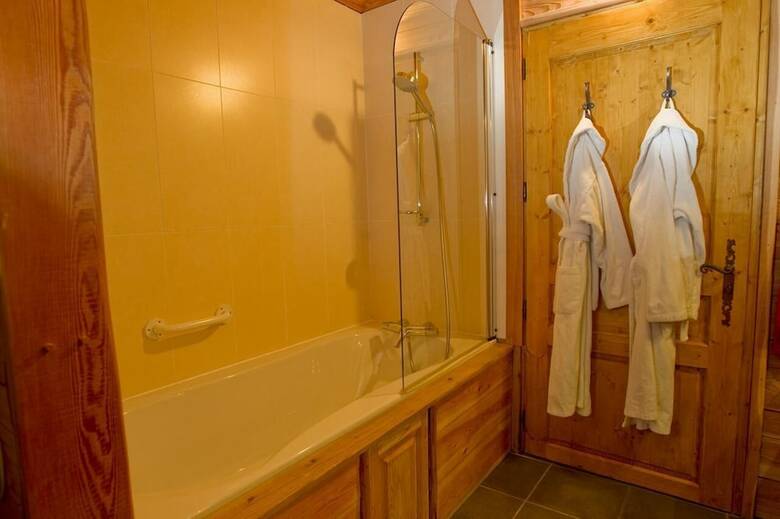 Bed & Breakfast Chalet Le Pot De Miel