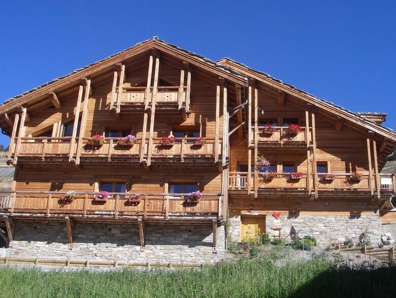 Bed & Breakfast Chalet Le Pot De Miel