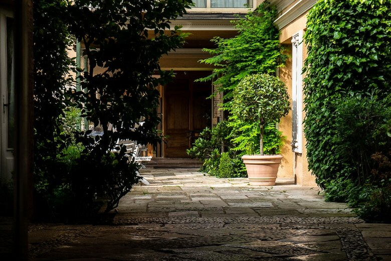 Hotel Grand H�tel Du Lion D'or