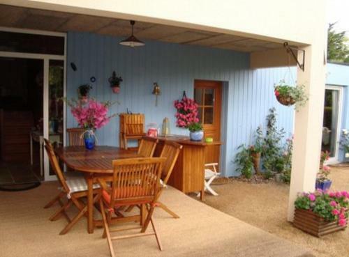 Bed & Breakfast Chambres D'h�tes Aux Portes De Br�hat