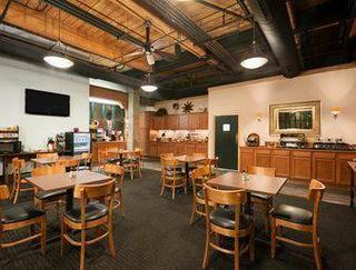 Motel Hawthorn Suites By Wyndham