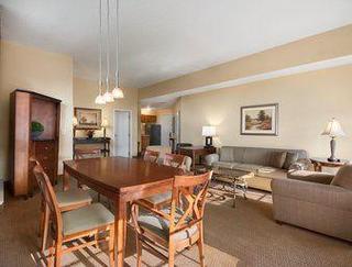 Motel Hawthorn Suites By Wyndham
