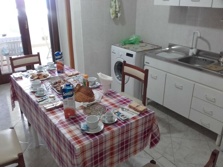 Bed & Breakfast Home Sweet Home