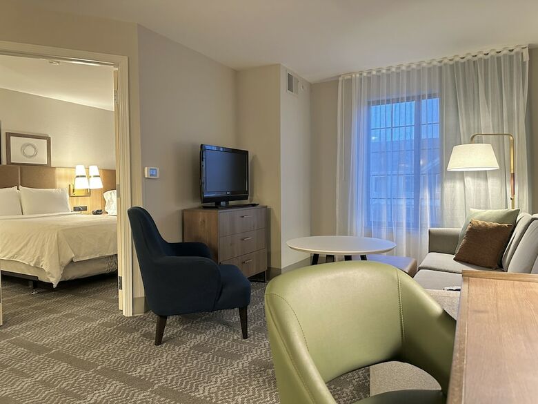 Hotel Staybridge Suites Milwaukee West-oconomowoc
