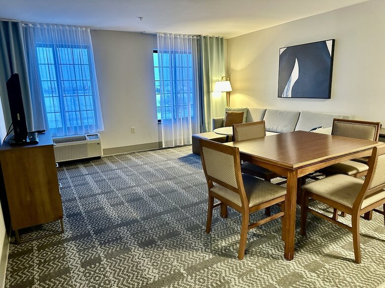 Hotel Staybridge Suites Milwaukee West-oconomowoc