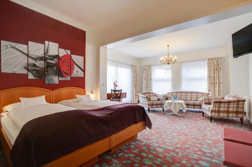 Hotel Consul