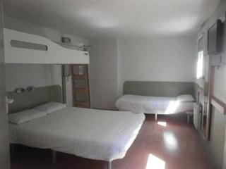 Hotel Ibis Budget Tarbes
