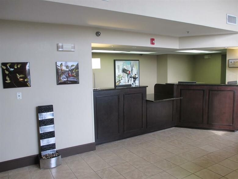 Best Western Roanoke Rapids Hotel & Suites