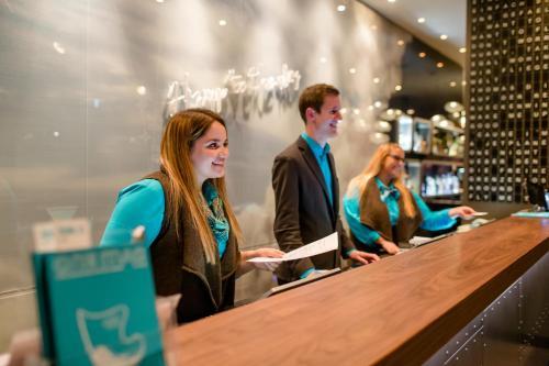Hotel Motel One Frankfurt Airport