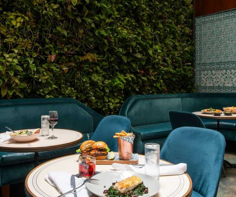 Hotel Hugo