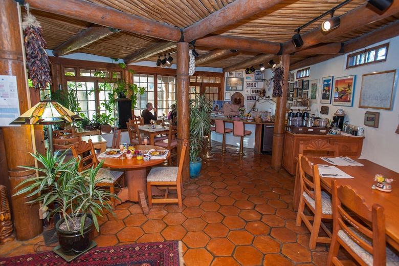 Posada Inn On La Loma Plaza