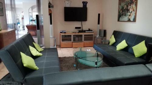 Bed & Breakfast Chambres D'h�tes "bastide De La Brague"