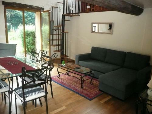 Hostal Gite Et Chambres D'h�tes D'antardieu