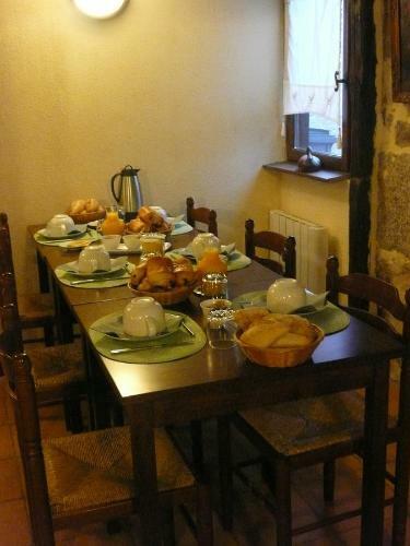 Hostal Gite Et Chambres D'h�tes D'antardieu