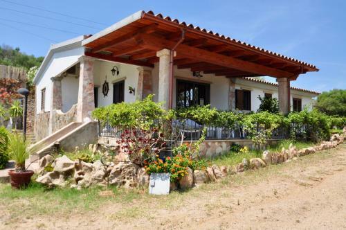 Li Tauli Apartments