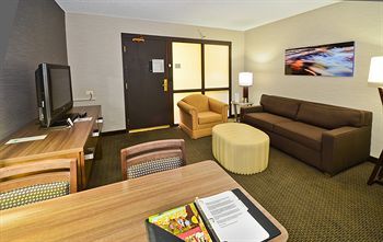 Hotel Embassy Suites Denver Stapleton