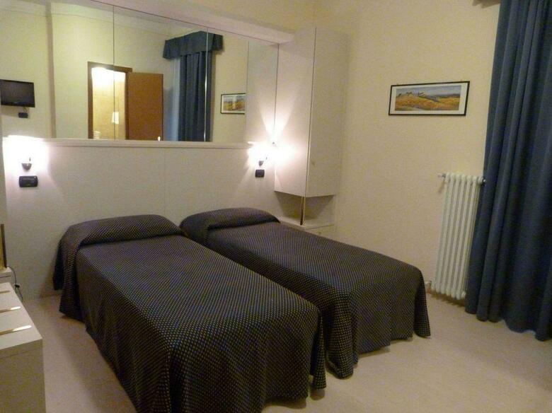 Hotel Aurora