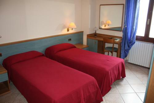 Hotel Albergo Ristorante Punta Dell'est