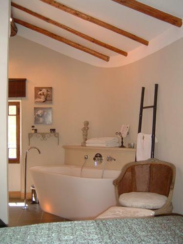 Bed & Breakfast La Suite Du Village D'eze