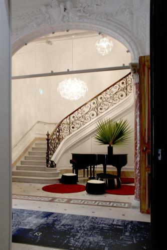 Hotel C2
