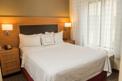 Hotel Towneplace Suites By Marriott Erie