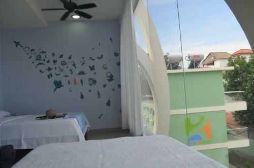 Room2board Hostel And Surf School
