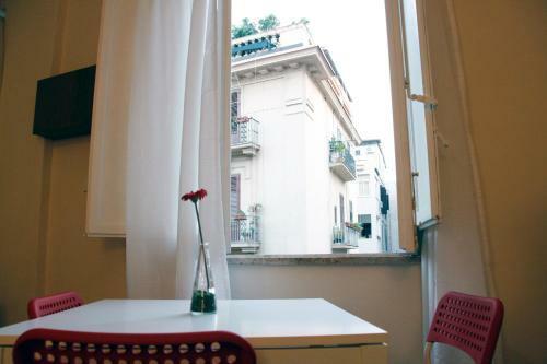 Hostal Castelnuovo Rooms