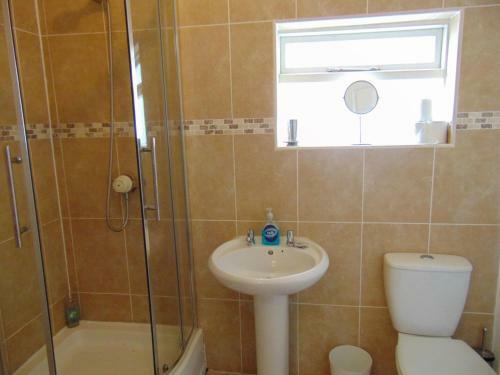 Flat 5 Apartments