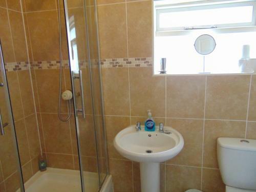 Flat 5 Apartments
