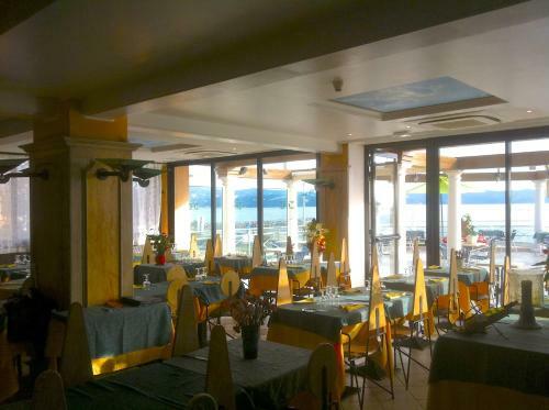 Hotel H�tel Les Aliz�s