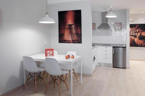 Apartamentos Tur�sticos Beethoven Haro