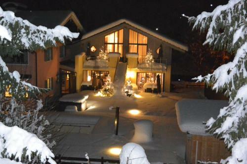Hostal Ferienparadies Alpengl�hn
