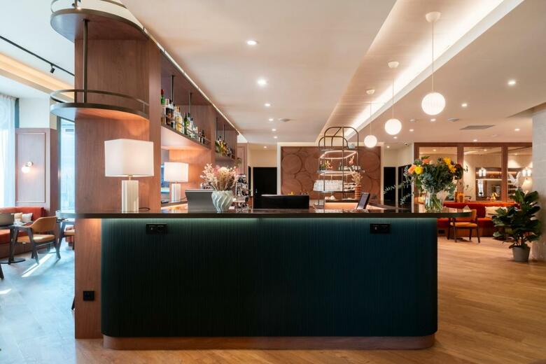 Hotel Mercure Villefranche