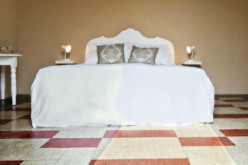 Hostal Blulass� City Center Rooms