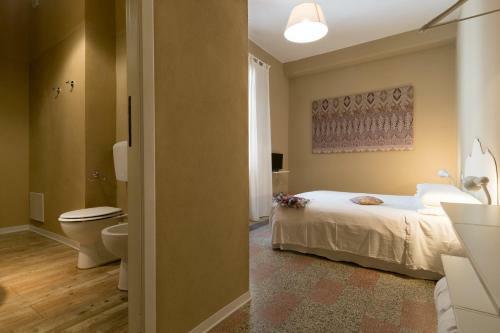 Hostal Blulass� City Center Rooms